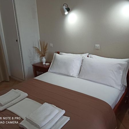 Ostria Eressos Rooms Skála Eresoú Buitenkant foto
