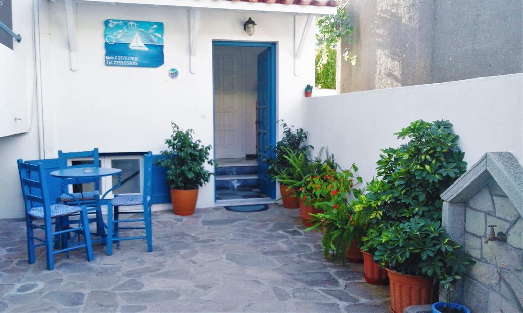 Ostria Eressos Rooms Skála Eresoú Buitenkant foto